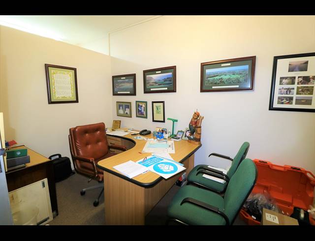 685M² OFFICE FOR SALE IN BEREA